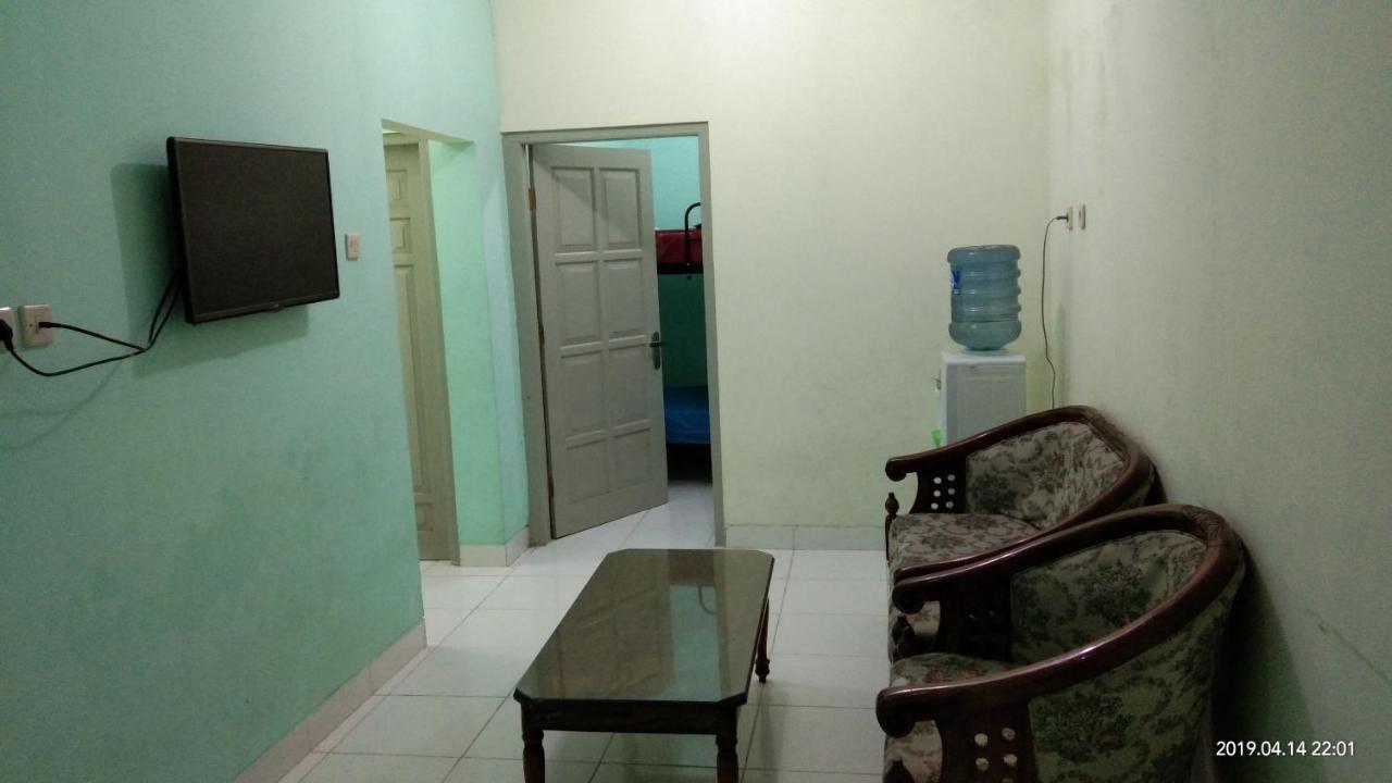 Homestay Omah Joyo Tugu Malioboro Yogyakarta Bagian luar foto